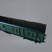 Load image into Gallery viewer, 7C021 - SR/BR 50&#39; Bogie Guards Van (Van B) - 0 Gauge - 7mm Scale - SLATER&#39;S Built Kit
