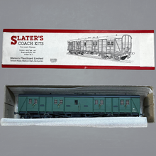 Load image into Gallery viewer, 7C021 - SR/BR 50&#39; Bogie Guards Van (Van B) - 0 Gauge - 7mm Scale - SLATER&#39;S Built Kit
